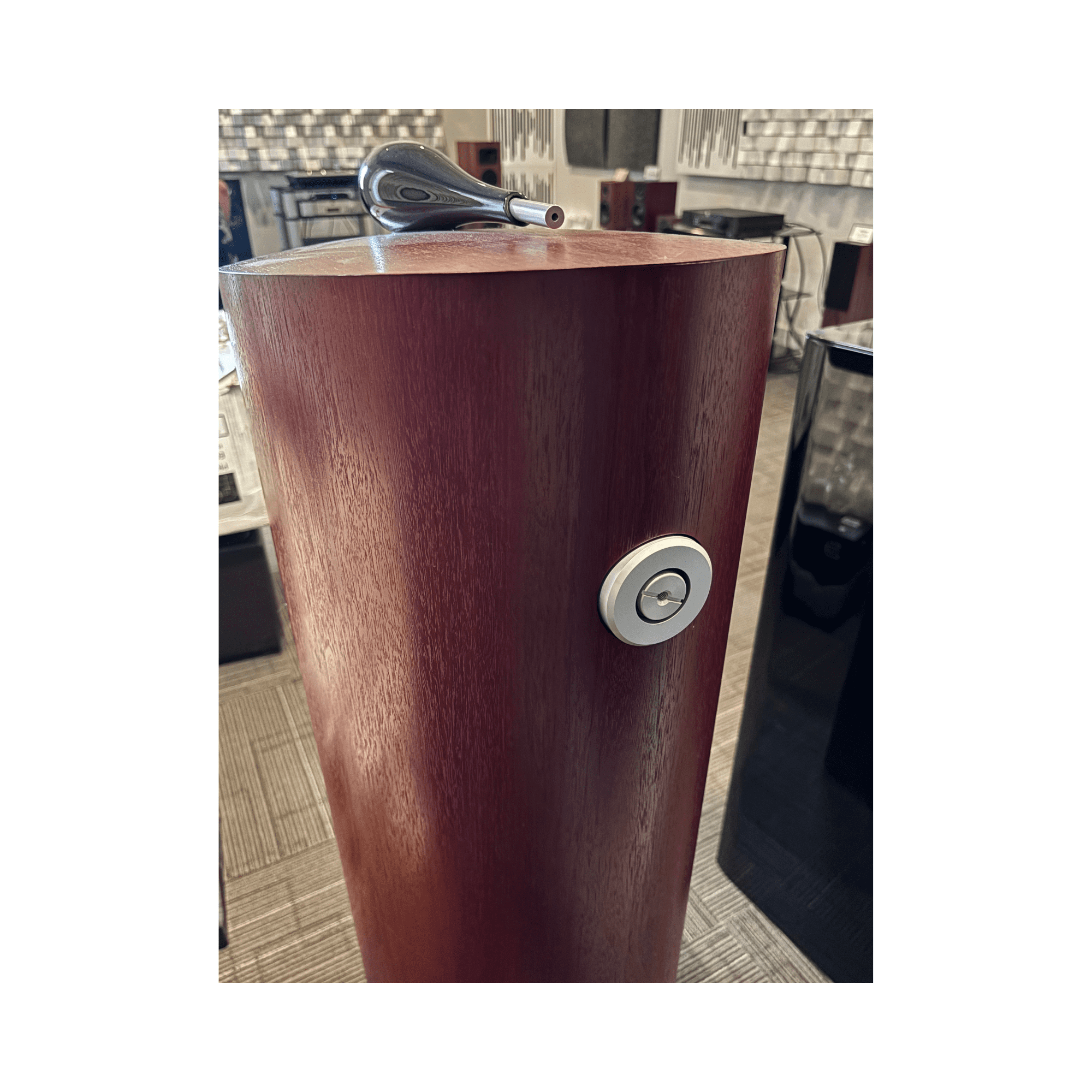 Bowers & Wilkins 803 Diamond in Rosenut (used) - Image 4